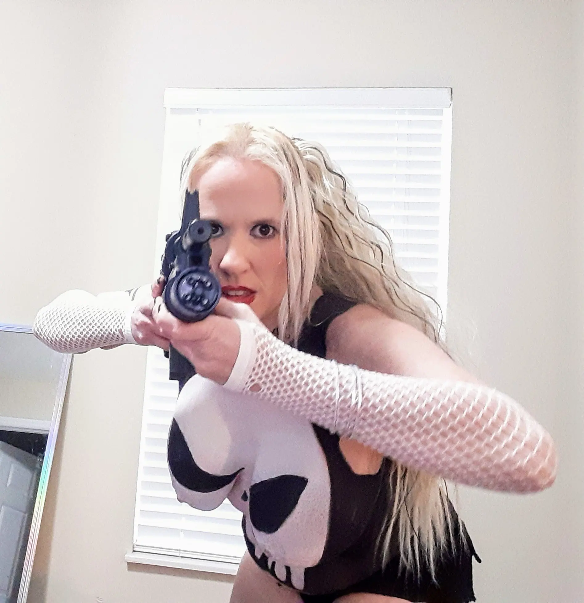 Lady Punisher Bodypaint Cosplay